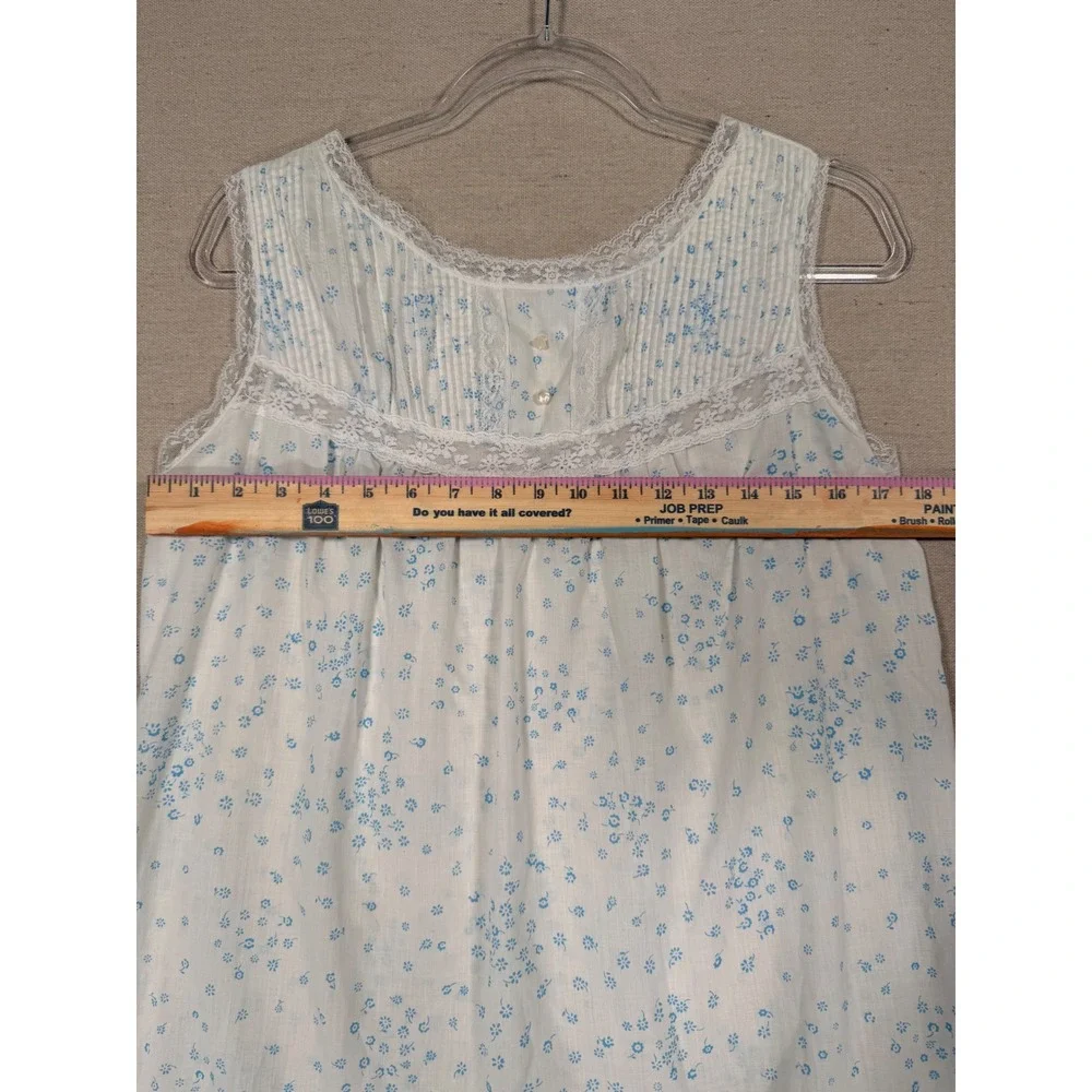 Vintage Sears Women Small Blue Floral Nightgown and Robe Set Lace Trim White